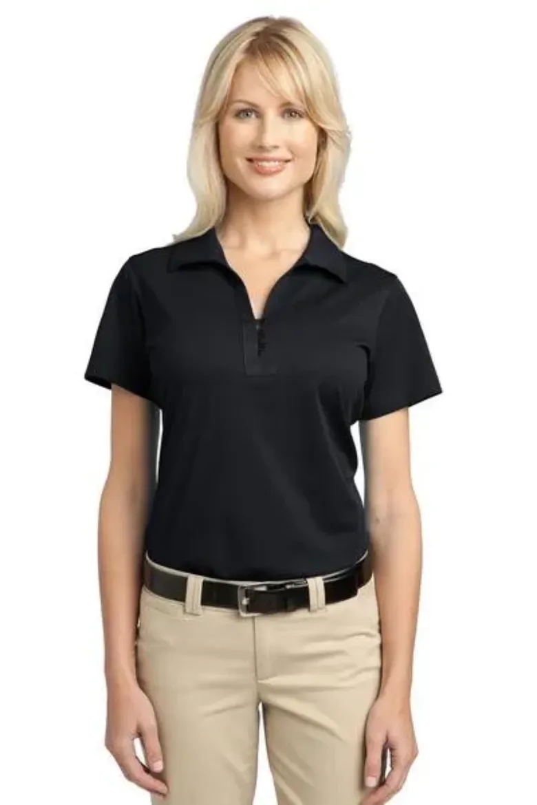 L527_Black_Model_Front_111511.jpg