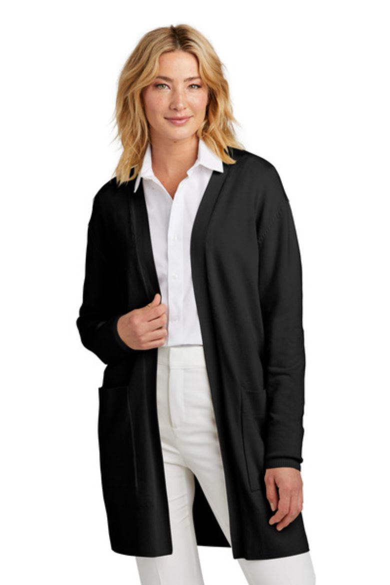 MM3023_deepblack_model_front.jpg