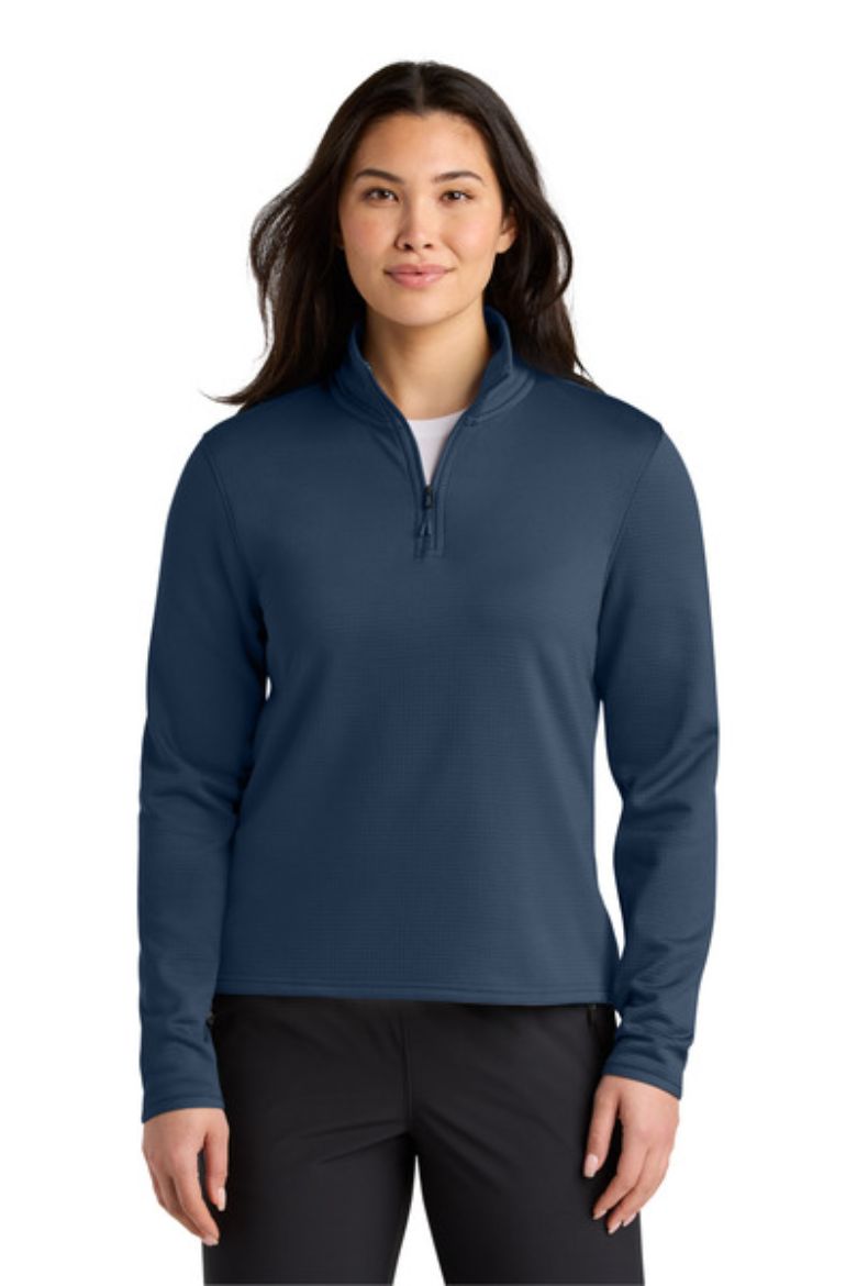 NF0A8FQK_summitnavy_model_front.jpg